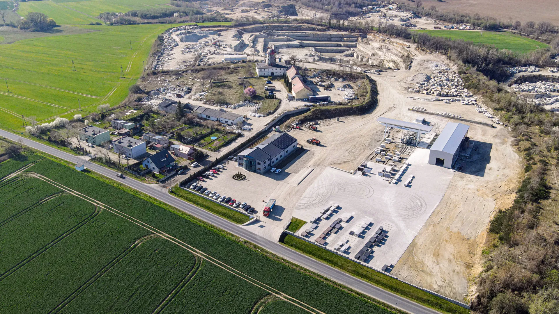 Kopalnia granitu Globgranit w Strzegomiu – wyroby granitowe prosto ze źródła